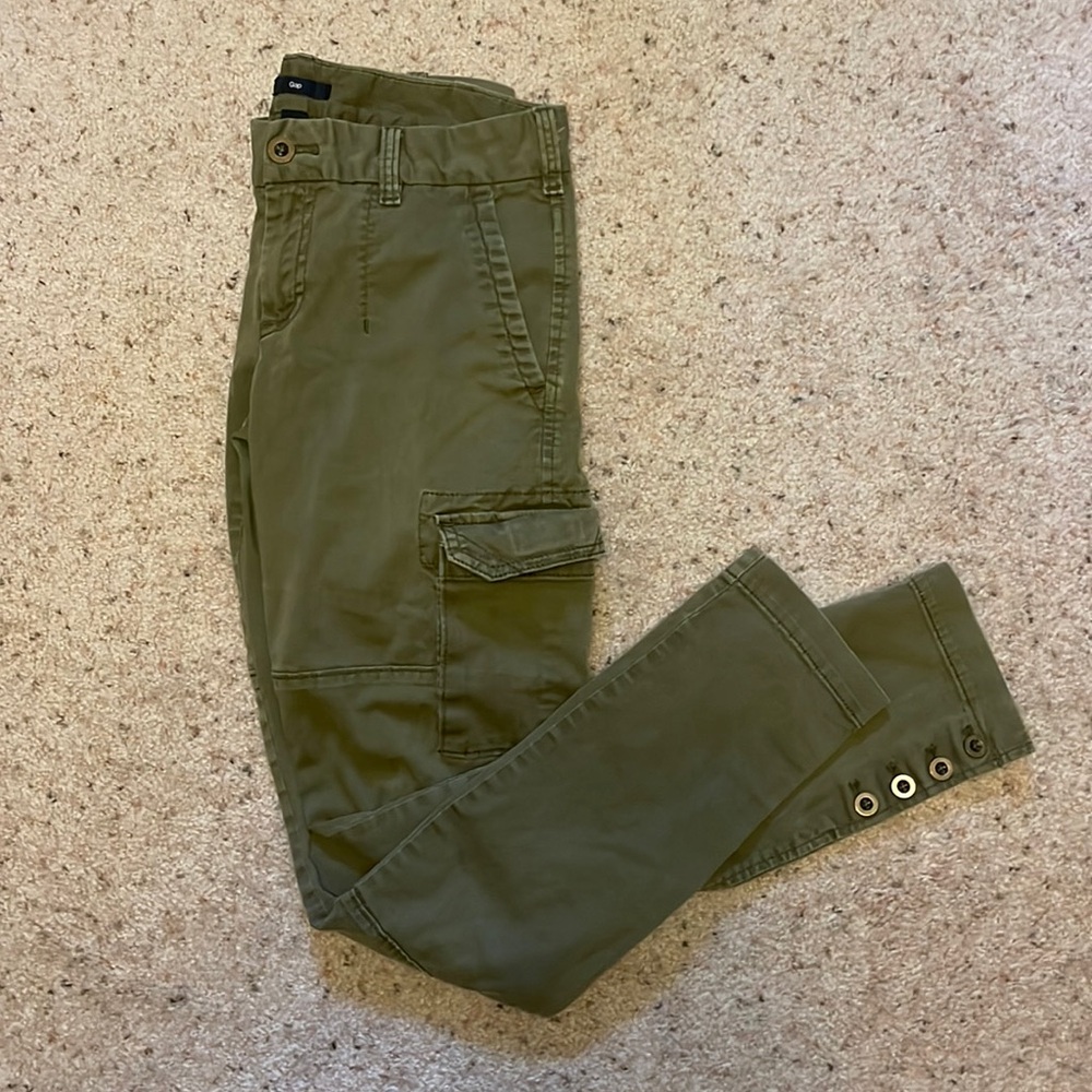 Gap Olive Green Cargo pants